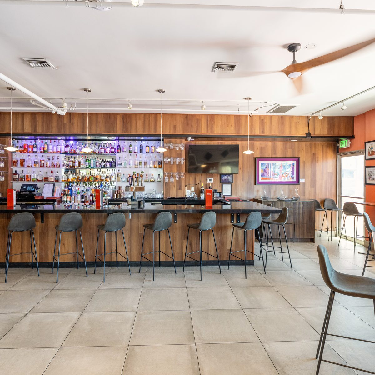 A Bank Becomes a Restaurant
