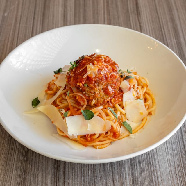 Spaghetti & Meatball Pasta.